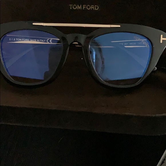 Tom Ford Anna Blue Block Glasses - Picture 4 of 4